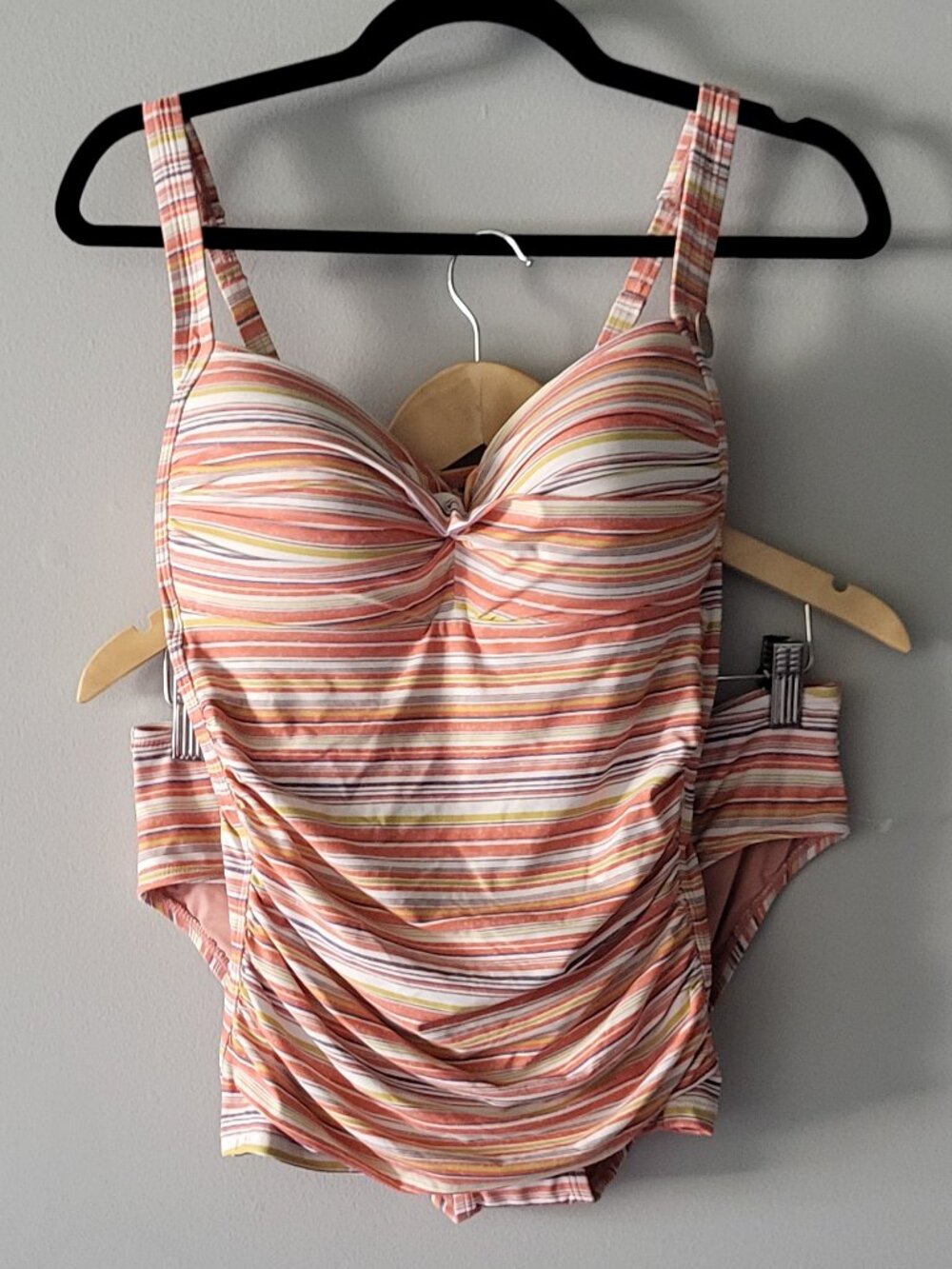 Nip Tuck Globe Trotter Two Piece Striped Swimsuit Size 10
